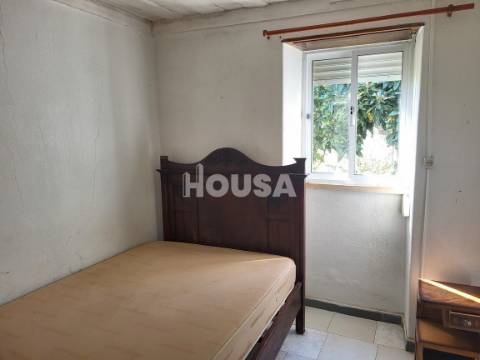 Moradia para recuperar - Famalicão/Cortes