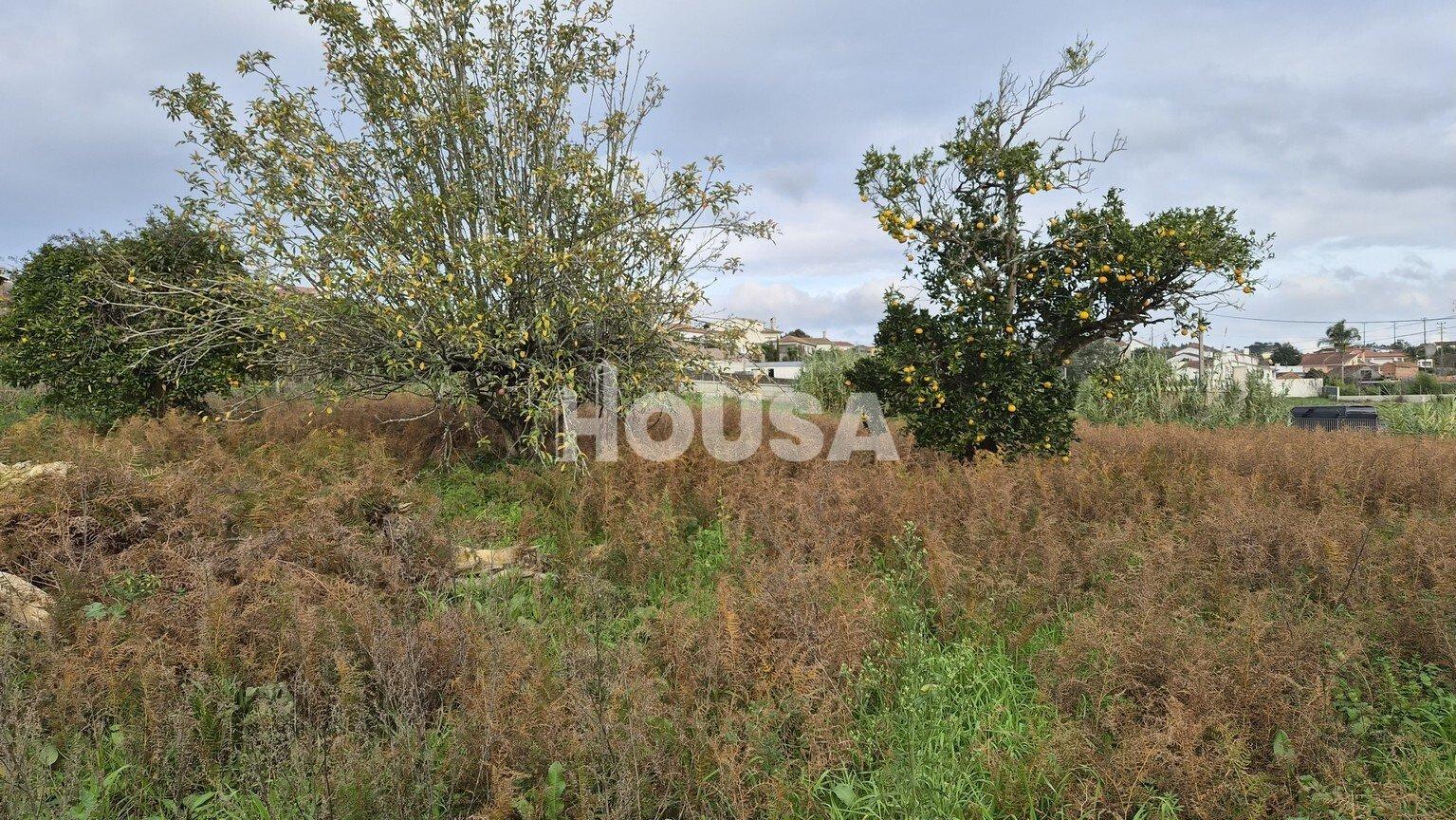 Terreno Urbano com 613m² | Possibilidade de Construção de 2 Moradias | Bidoeira – Leiria