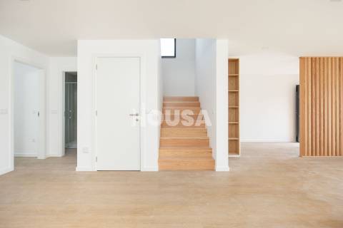 Moradia T4 | Barosa, Leiria