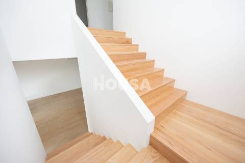 Moradia T4 | Barosa, Leiria