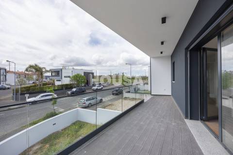 Moradia T4 | Barosa, Leiria