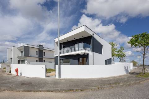 Moradia T4 | Barosa, Leiria