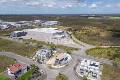 Moradia T4 | Barosa, Leiria