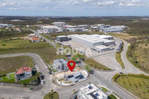 Moradia T4 | Barosa, Leiria