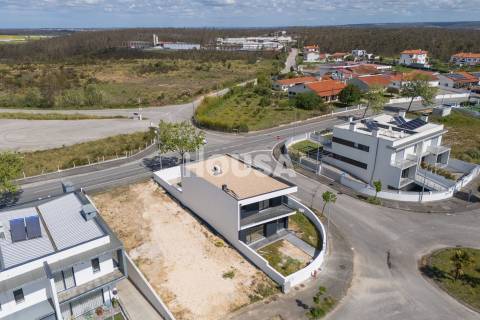 Moradia T4 | Barosa, Leiria