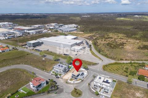 Moradia T4 | Barosa, Leiria