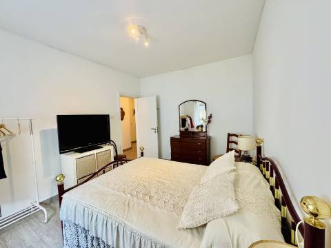 Charme Alentejano Casa com Piscina e Vistas Panorâmicas no Coração do Crato