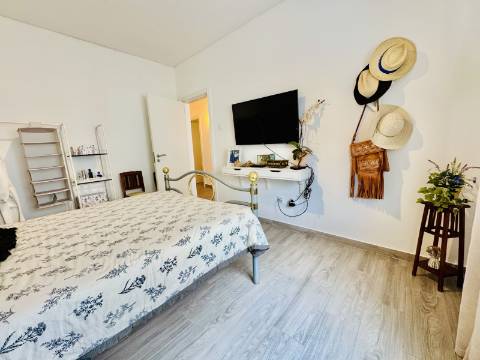 Charme Alentejano Casa com Piscina e Vistas Panorâmicas no Coração do Crato