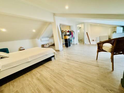 Charme Alentejano Casa com Piscina e Vistas Panorâmicas no Coração do Crato