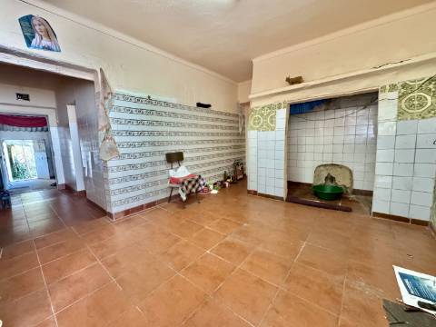 Moradia térrea com lote urbano Cunheira, Alter do Chão