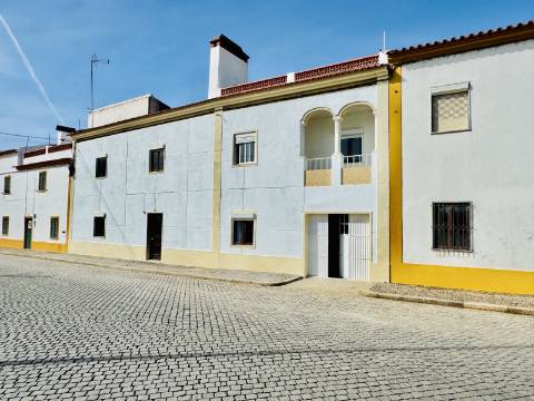 V3 Moradia - Espaço, Conforto e uma Vista Deslumbrante.