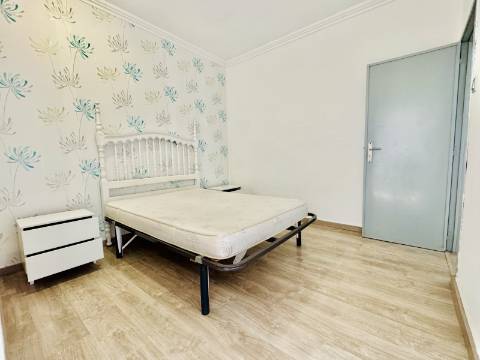 V3 Moradia - Espaço, Conforto e uma Vista Deslumbrante.