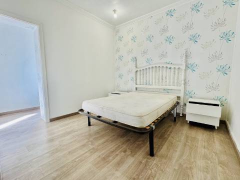 V3 Moradia - Espaço, Conforto e uma Vista Deslumbrante.