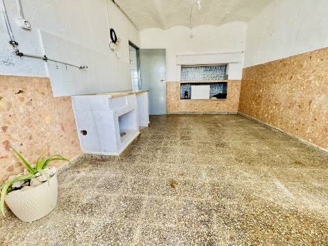 V3 Moradia - Espaço, Conforto e uma Vista Deslumbrante.