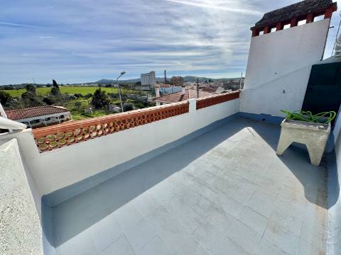 V3 Moradia - Espaço, Conforto e uma Vista Deslumbrante.