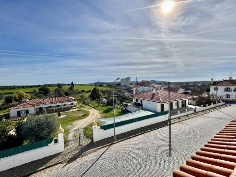 V3 Moradia - Espaço, Conforto e uma Vista Deslumbrante.