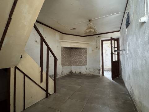 Pequeno Investimento, Grande Potencial Casa no Centro do Crato / Small Investment, Big Potential - Traditional House in Crato