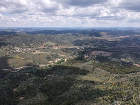Terreno misto com habitação 37 hectares Serra de São Mamede, Portalegre