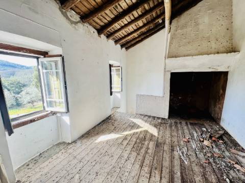 Refúgio de Serra com Potencial Turístico, São Julião - Portalegre