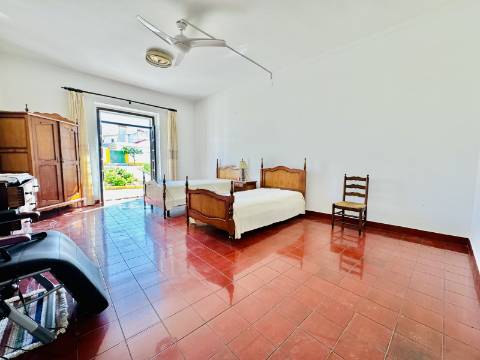 Casa Ampla com Quintal Ideal para Turismo Rural / Alojamento Local