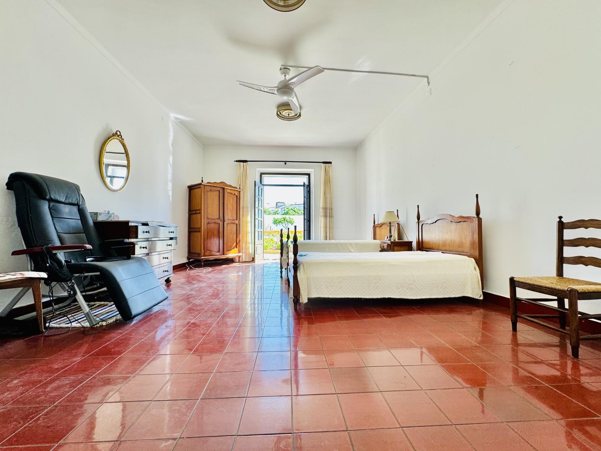 Casa Ampla com Quintal Ideal para Turismo Rural / Alojamento Local