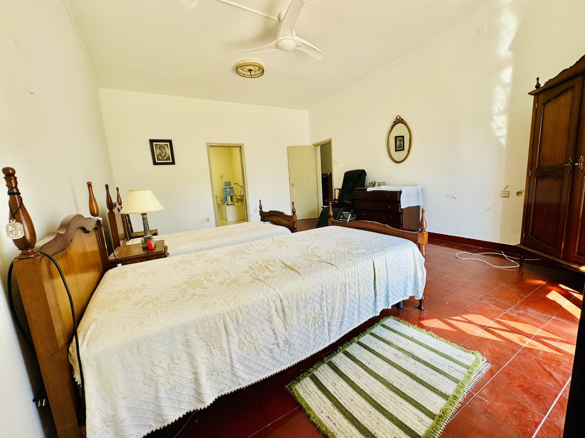 Casa Ampla com Quintal Ideal para Turismo Rural / Alojamento Local