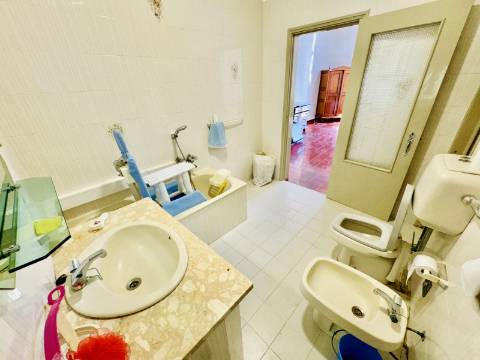 Casa Ampla com Quintal Ideal para Turismo Rural / Alojamento Local