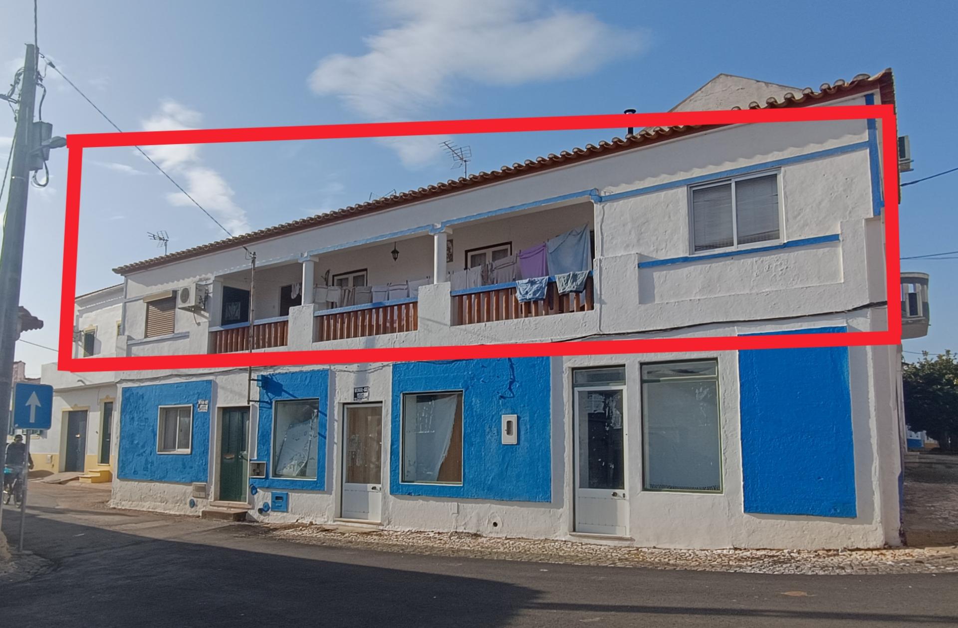 Apartamento 1.º andar com varanda e terraço de cobertura (122 m²) Casa Branca, Sousel