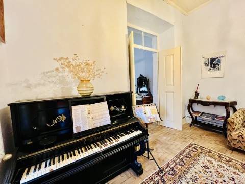 Palacete Histórico de 1902 com jardim | Potencial Boutique Hotel | Centro do Crato