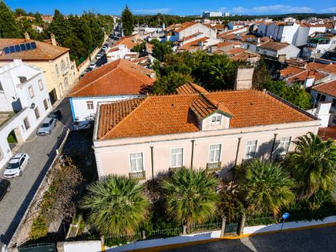 Palacete Histórico de 1902 com jardim | Potencial Boutique Hotel | Centro do Crato
