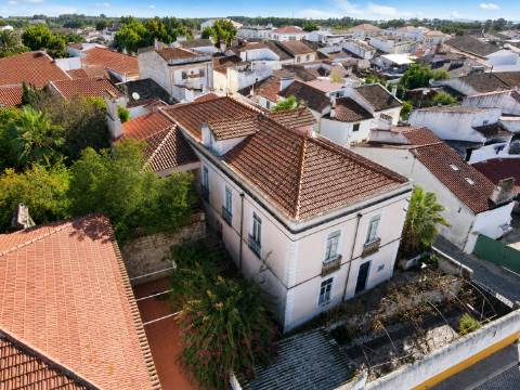 Palacete Histórico de 1902 com jardim | Potencial Boutique Hotel | Centro do Crato
