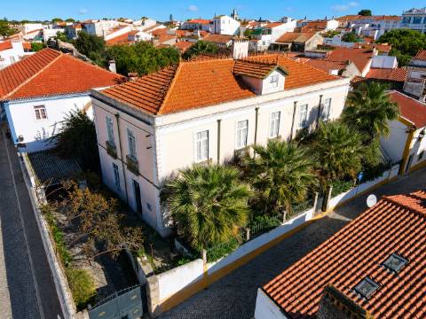 Palacete Histórico de 1902 com jardim | Potencial Boutique Hotel | Centro do Crato