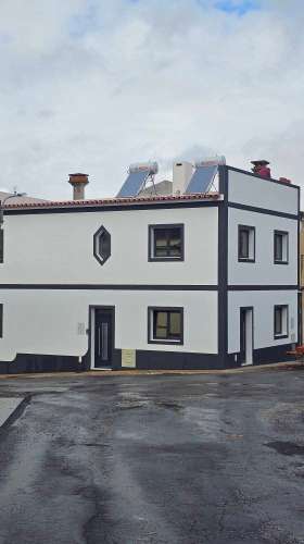 Apartamento T2 de Construção Nova com Garagem e Quintal em Sousel