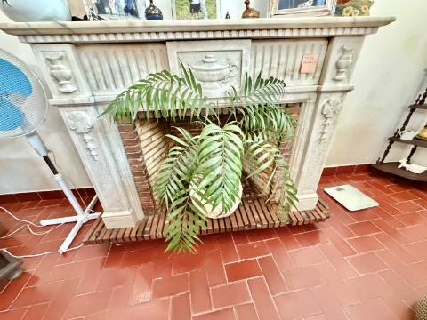 Moradia com Garagem/Quintal para Venda Conjunta no centro Crato