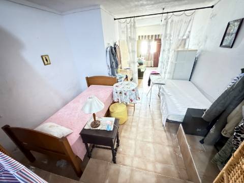 Moradia com Garagem/Quintal para Venda Conjunta no centro Crato