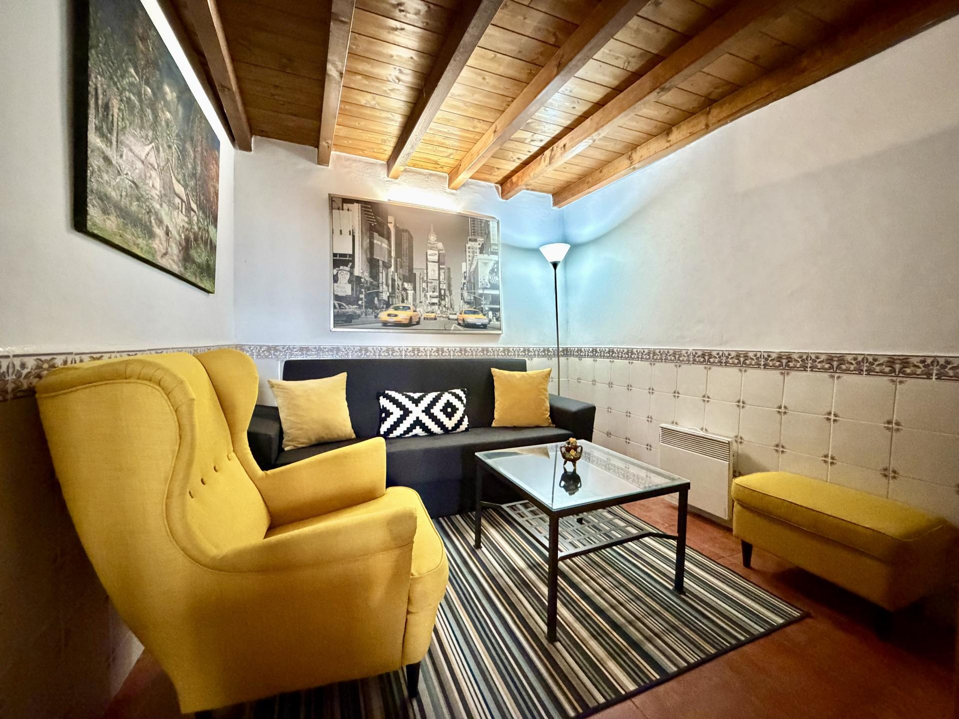 Moradia T2 com Quintal e Varanda | Pronta a Habitar