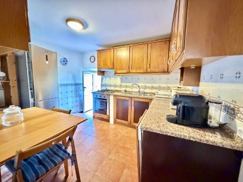 Moradia T2 com Quintal e Varanda | Pronta a Habitar