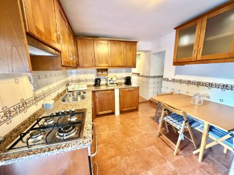 Moradia T2 com Quintal e Varanda | Pronta a Habitar