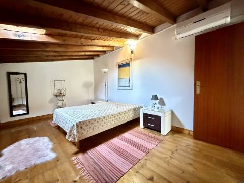 Moradia T2 com Quintal e Varanda | Pronta a Habitar