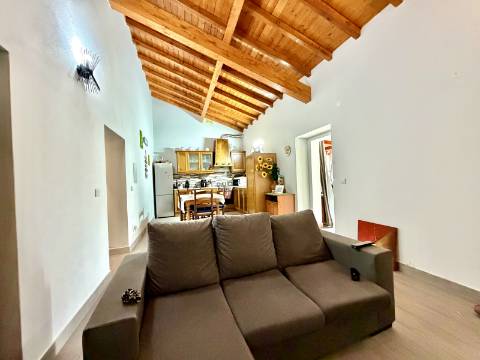 Moradia Térrea com Quintal no Crato - Oportunidade no Alto Alentejo