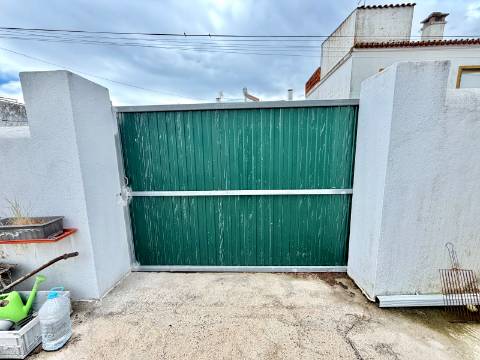 Moradia Térrea com Quintal no Crato - Oportunidade no Alto Alentejo