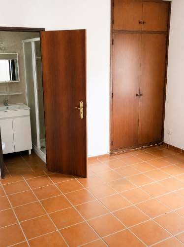 T3 com Suíte, Varanda e Garagem Fechada Zona Nobre de Elvas | Cidade Jardim