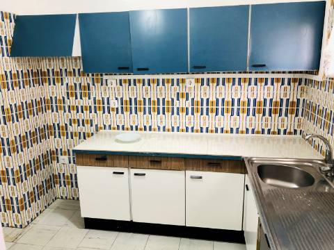 T3 com Suíte, Varanda e Garagem Fechada Zona Nobre de Elvas | Cidade Jardim