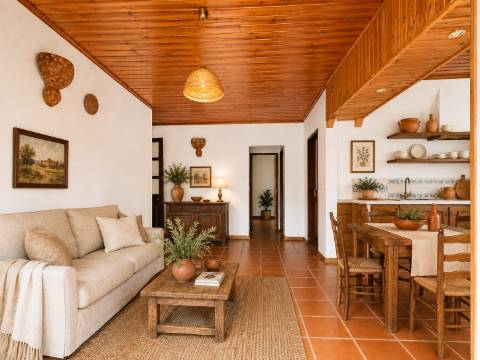 T2+1 Casa Térrea com Quintal O Refúgio Perfeito no Crato