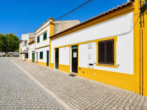 T2+1 Casa Térrea com Quintal O Refúgio Perfeito no Crato