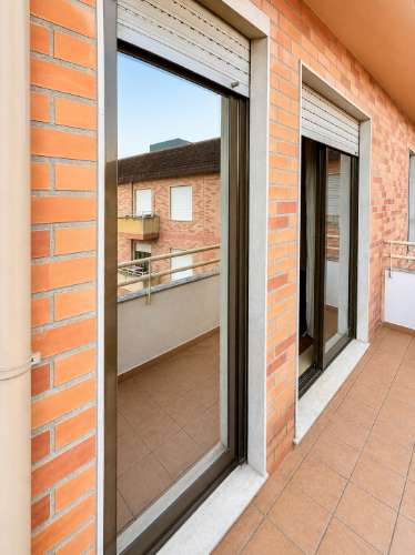 Apartamento T1 com Garagem e Varanda na Trofa