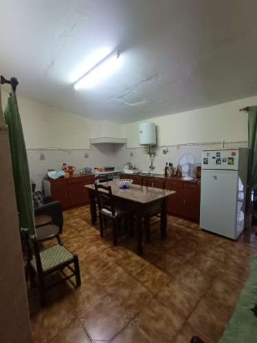 Moradia térrea com quintal na Casa Branca