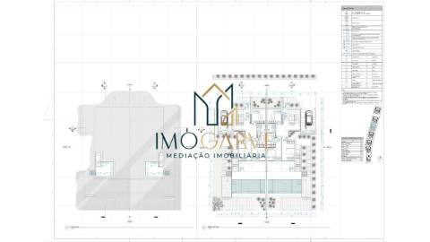 MORADIA T3 COM PISCINA PRIVADA E VISTA MAR...