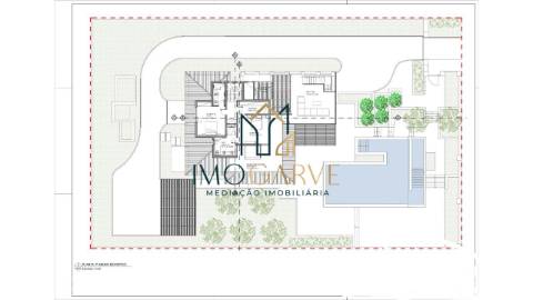 MORADIA T5 COM PISCINA E VISTA MAR
 
 Moradia...
