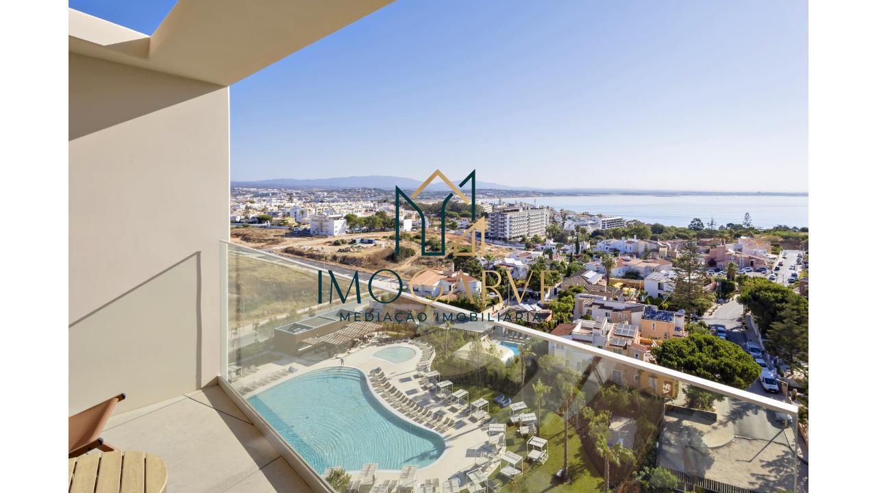 APARTAMENTO T2 COM VISTA MAR
Apartamento T2 com...